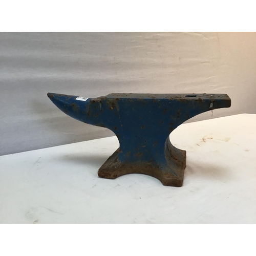 101 - VINTAGE CAST IRON ANVIL L16