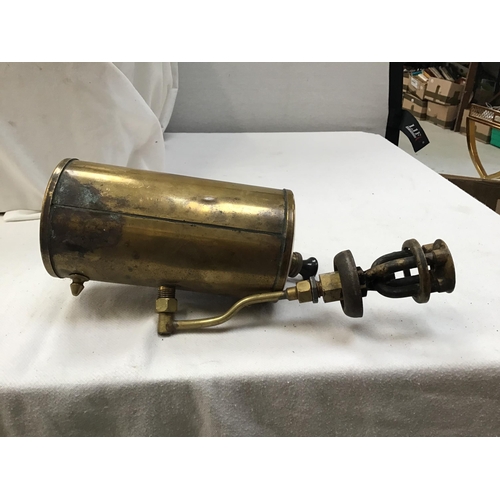 111 - LARGE QTY OF VINTAGE BRASS BLOW LAMPS