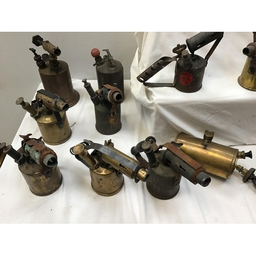 111 - LARGE QTY OF VINTAGE BRASS BLOW LAMPS