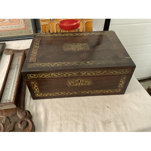 190 - BOX OF ODDS TO INC CLOCKS, CERAMIC TILES, BRASS INLAID ROSEWOOD BOX ETC