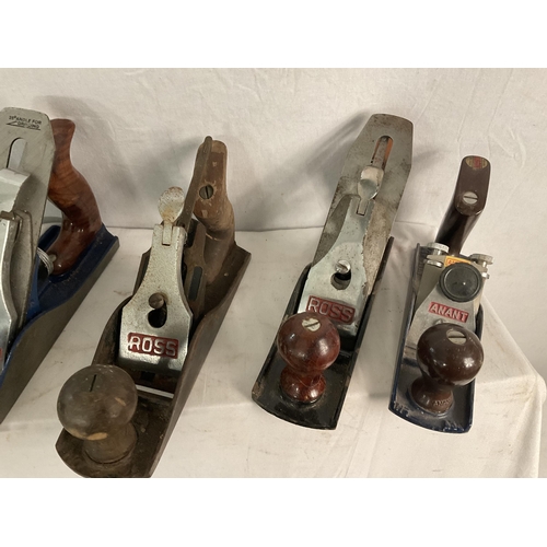 198 - BOX OF WOOD PLANES TO INC STANLEY, ROSS, HILKA ETC