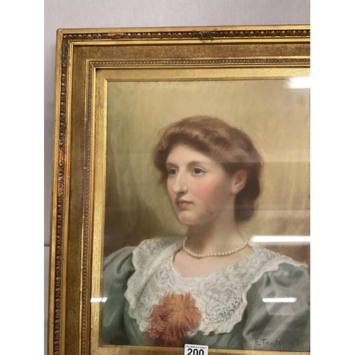 200 - GILT FRAMED PORTRAIT OF A LADY SIGNED E TAYLOR - 25