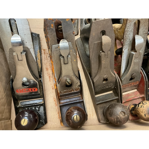 205 - STANLEY NO 3, 4 STANLEY NO 5'S 5 STANLEY NO 4 WOOD PLANES