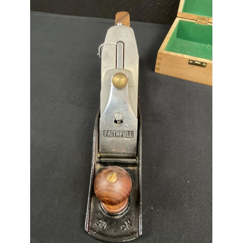 227 - FAITHFUL NO 9 WOOD PLANE C/W BOX L14