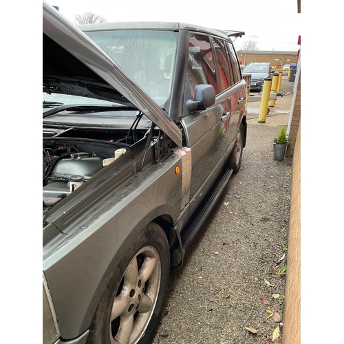 274 - RANGE ROVER HSE V8 AUTO - 4398CC - SOLD AS SPARES NON RUNNER -
ALTERNATIVE FUEL CAR - GAS/PETROL, RE... 