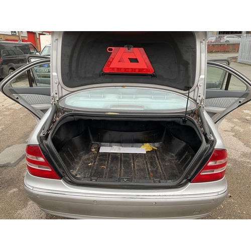 275 - MERCEDES S320 3.2 AUTOMATIC  - 4 DOOR SALOON
3199CC - MOT EXPIRES JANUARY 2023
FIRST REGISTERED MARC... 