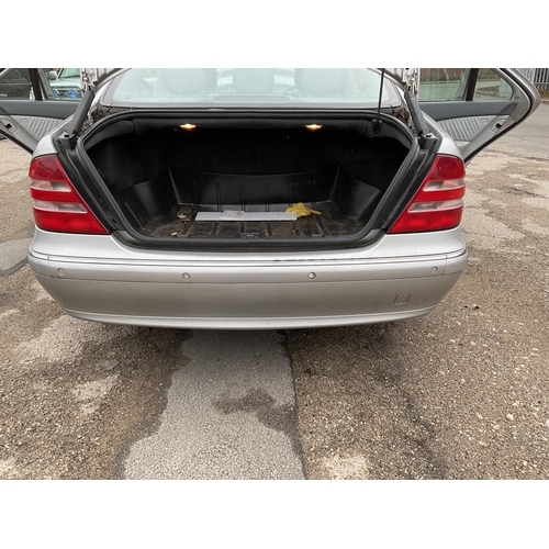 275 - MERCEDES S320 3.2 AUTOMATIC  - 4 DOOR SALOON
3199CC - MOT EXPIRES JANUARY 2023
FIRST REGISTERED MARC... 