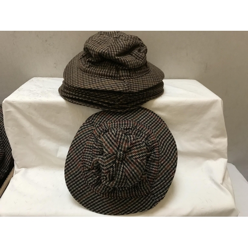 286 - BOX OF HATS TO INC TRILBYS ETC X 29