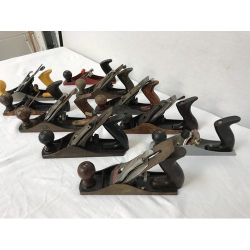 308 - BOX OF 10 WOOD PLANES TO INCLUDE, SPAN, REX ETC