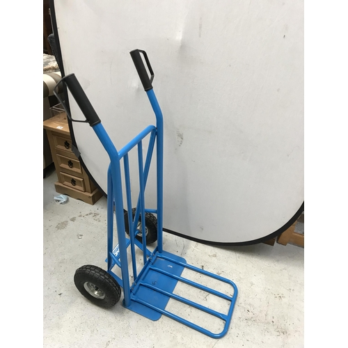 312 - NEW SACK TROLLEY WITH INFLATABLE TYRES