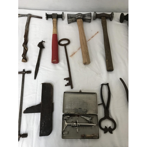 316 - BOX OF VINTAGE ENGINEERS TOOLS ETC