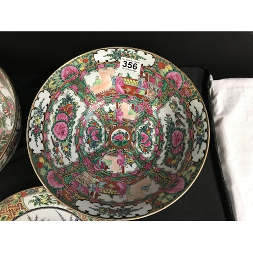 356 - 3 ORIENTAL CHINA BOWLS AND 2 WALL PLATES