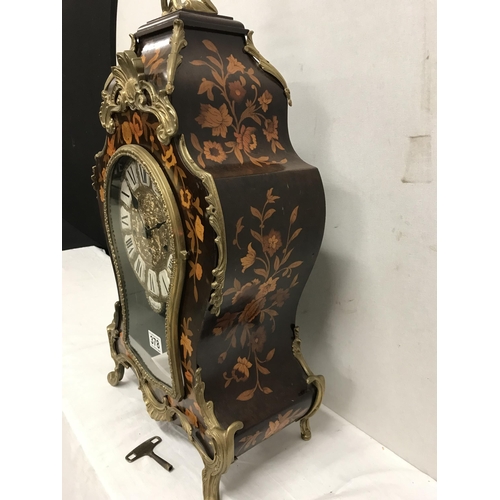 378 - REPRODUCTION ORNATE FRENCH STYLE MANTLE CLOCK DECORATED WITH FOILAGE WITH BRASS MOUNTS NO PENDULUM N... 