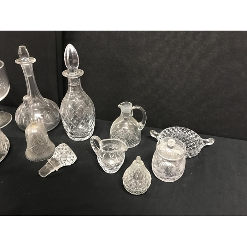 389 - 2 BOXES OF GLASSWARE TO INCLUDE DECANTERS, VASES, FRIUT BOWLS AND A VICTORIAN MARY GREGORY DECORATED... 