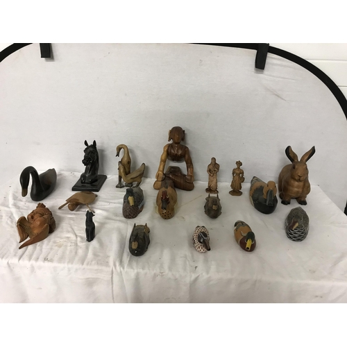 391 - BOX OF CARVED WOODEN  ANIMALS AND FIGURES