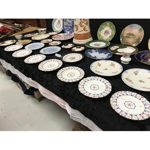 397 - BOX OF CHINA PLAQUES TO INCLUDE COALPORT ETC