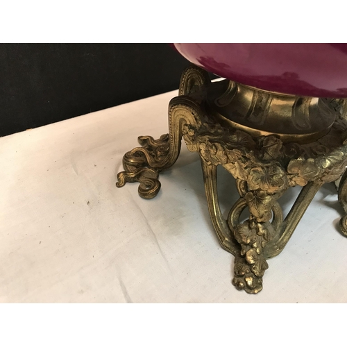 400 - PORCELAIN AND BRASS TABLE LAMP DECORATED WITH CHERUBS AND FLOWERS COMPLETE WITH SHADE