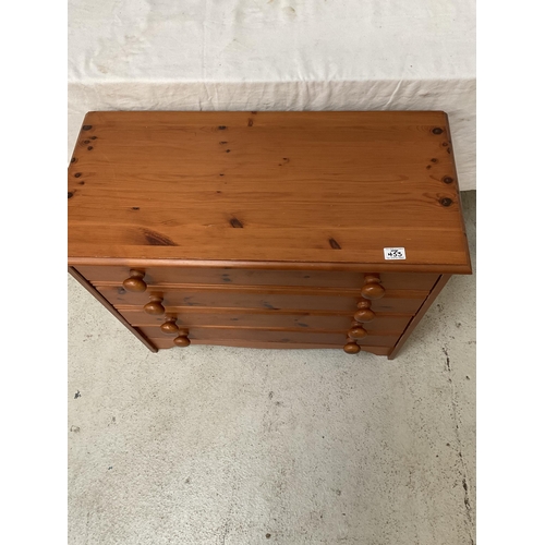 453 - MODERN PINE 4 DRAWER BEDROOM CHEST - H 28