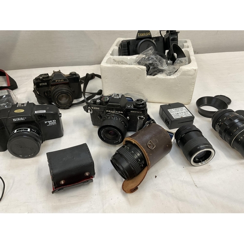 458 - BOX OF CAMERAS AND EQP TO INCLUDE PRAKTICA, LENS AND CAMERAS ETC