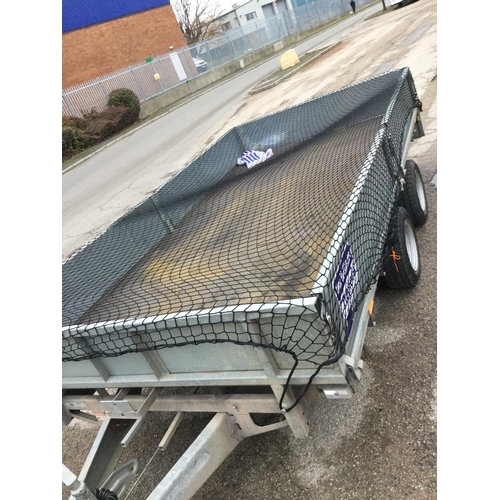 498 - IFOR WILLIAMS TWIN AXLE FLAT BED TRAILER WITH DROP SIDES AND NET 16FT X 6FT 6