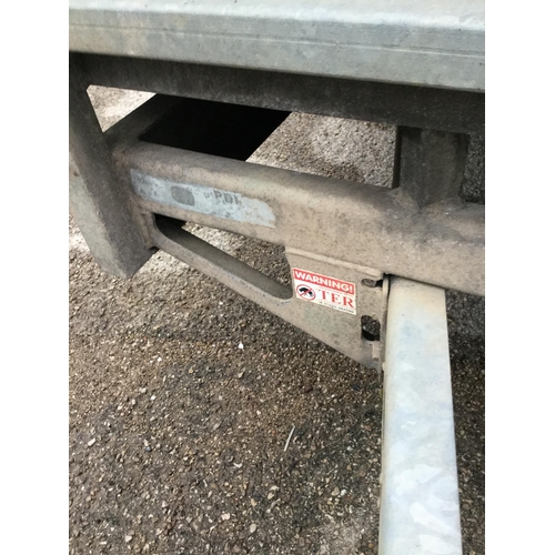 498 - IFOR WILLIAMS TWIN AXLE FLAT BED TRAILER WITH DROP SIDES AND NET 16FT X 6FT 6