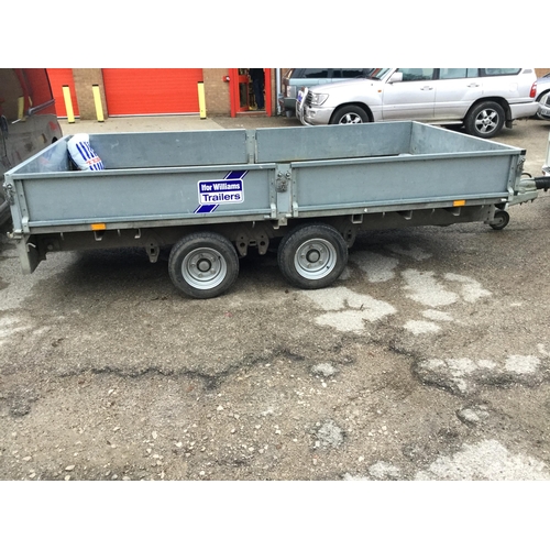 498 - IFOR WILLIAMS TWIN AXLE FLAT BED TRAILER WITH DROP SIDES AND NET 16FT X 6FT 6