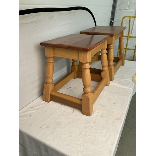 483 - PAIR OF BEECH STRETCHERED LAMP TABLES H 18