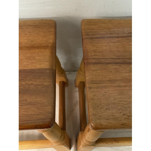 483 - PAIR OF BEECH STRETCHERED LAMP TABLES H 18