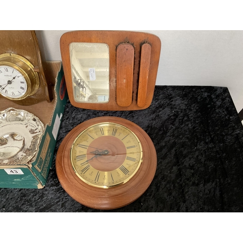 43 - BOX OF WOODEN CLOCKS AND BRASSWARE ETC