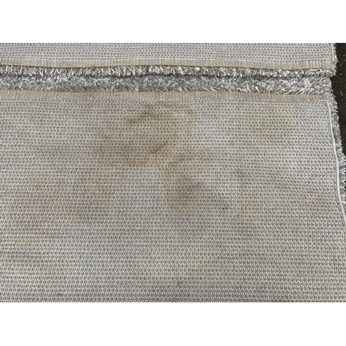 104 - LARGE BEIGE PATTERNED CARPET -240 X 300