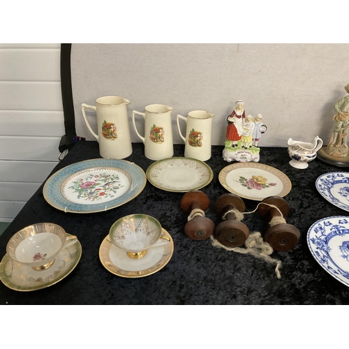 66 - BOX OF CHINA TO INCLUDE 3 GRADUATED JUGS, YARDLEY ENGLISH LAVENDER FIGURE ETC