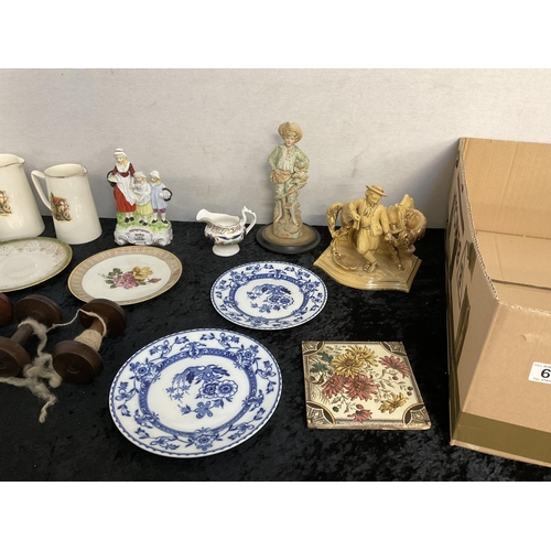 66 - BOX OF CHINA TO INCLUDE 3 GRADUATED JUGS, YARDLEY ENGLISH LAVENDER FIGURE ETC