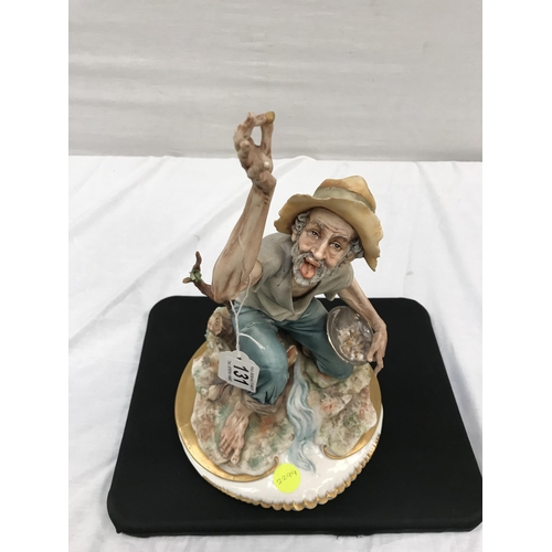 131 - CAPODIMONTE ITALIAN FIGURE - GOLD PANNER