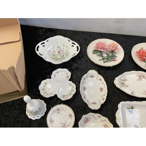 201 - BOX OF CHINA AND GLASSWARE TO INCLUDE 6 BRANDY GOBLETS FLORAL PLAQUES, AMARI PLATE, WEDGEWOOD, AYNSL... 