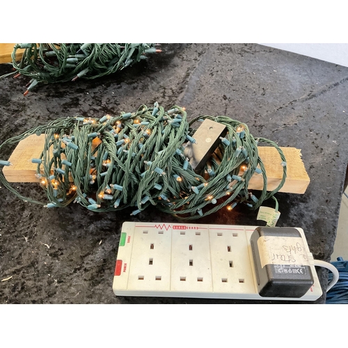 209 - LARGE QTY OF CHRISTMAS DECORATIONS TO INCLUDE ELECTRIC REEF, BELLS, OUTSIDE LIGHTS ETC