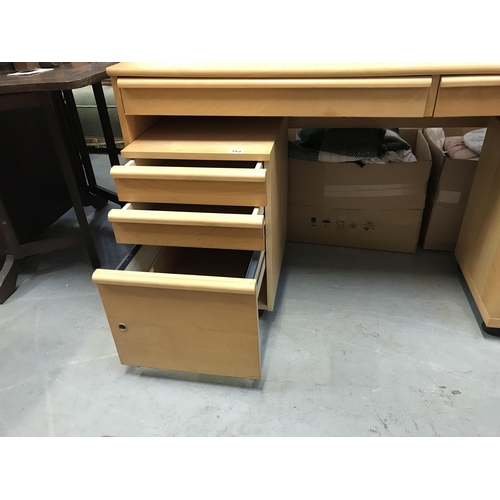 352 - MODERN BEECH DESK WITH 2 DRAWERS MATCHING UNDER COUNTER FILING CABINET AND CUBE SHELVES - L 63