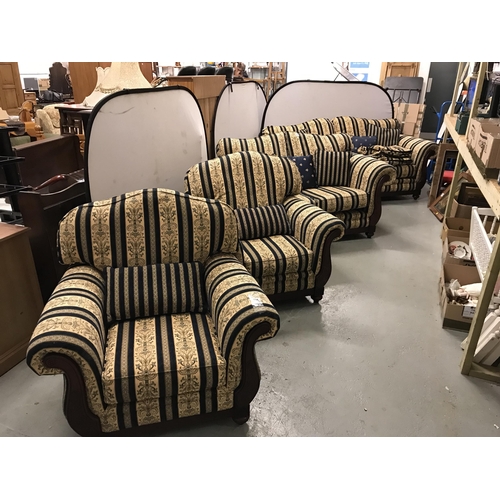 372 - BLUE STRIPE 3 SEATER 2 SEATER AND 2 CHAIRS WITH MATCHING SCATTER CUSHIONS AND COVERS AND EXTRA CUSHI... 