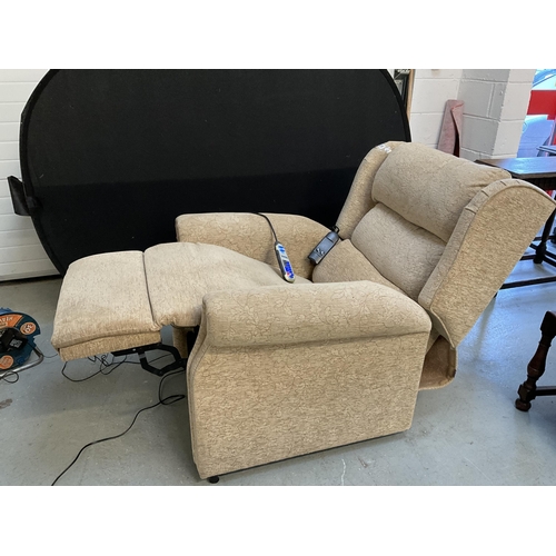 328 - BEIGE FABRIC ELECTRIC RISE AND RECLINE ARMCHAIR AND MASSAGER