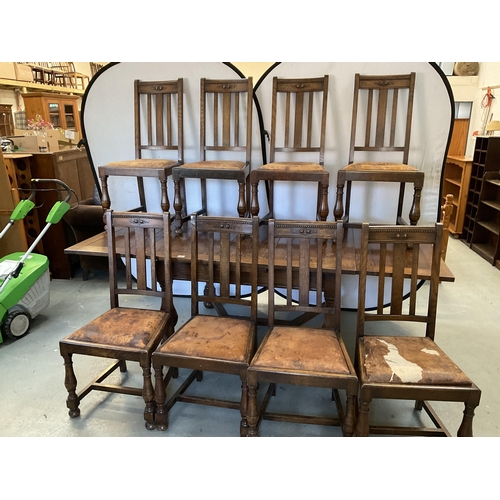 347 - VINTAGE OVER SIZED OAK STRETCHERED DRAWER LEAF DINING TABLE AND 8 MATCHING CHAIRS - H 30