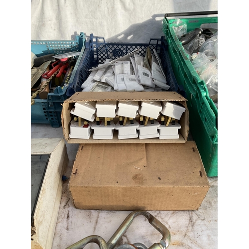 33 - 3 CRATES AND 6 TRAYS OF ELECTRICAL ITEMS TO INCLUDE 13AMP PLUGS, SOCKETS ETC