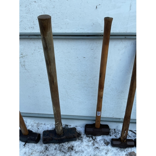 102 - QTY OF SLEDGE HAMMERS