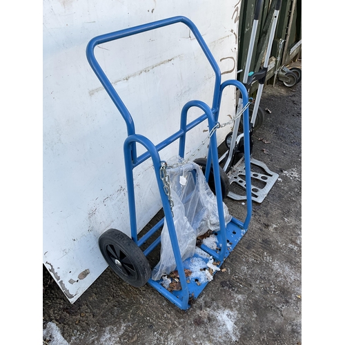 142 - DOUBLE HEAVY DUTY SACK TRUCK AND FOLDING TROLLEY