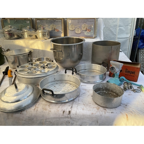 144 - LARGE CRATE OF METAL KITCHENWARE TO INCLUDE 3 BOXED SETS OF STAINLESS STEEL SAUCEPANS