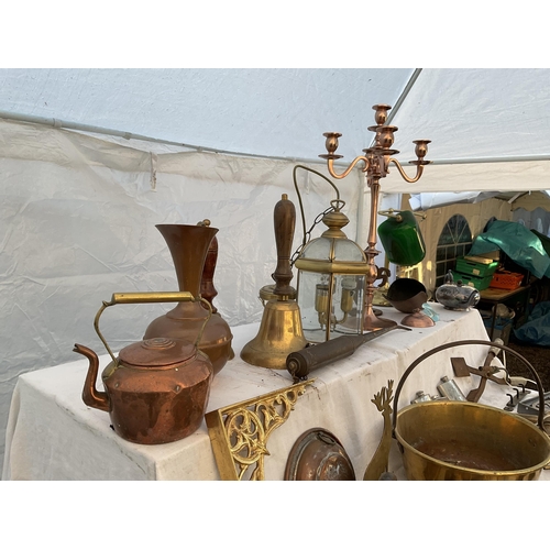 147 - 2 CRATES OF BRASS AND COPPER WARE TO INCLUDE BELLS, KETTLES, CANDLEABRA ETC