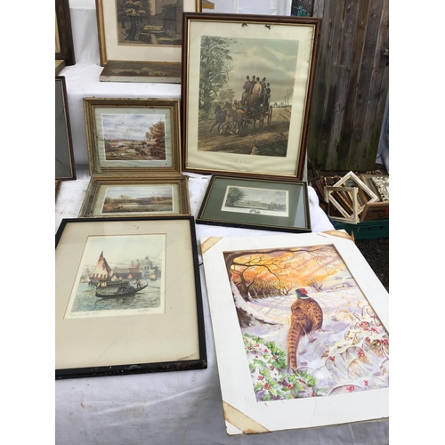 174 - LARGE QTY OF FRAMED PICTURES AND PRINTS