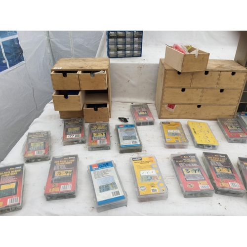 177 - QTY OF SCREW ORGANISER CHESTS AND ASSORTED CASED HARDWARE