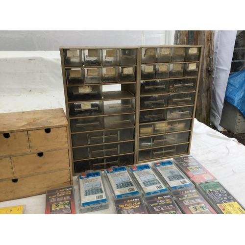 177 - QTY OF SCREW ORGANISER CHESTS AND ASSORTED CASED HARDWARE