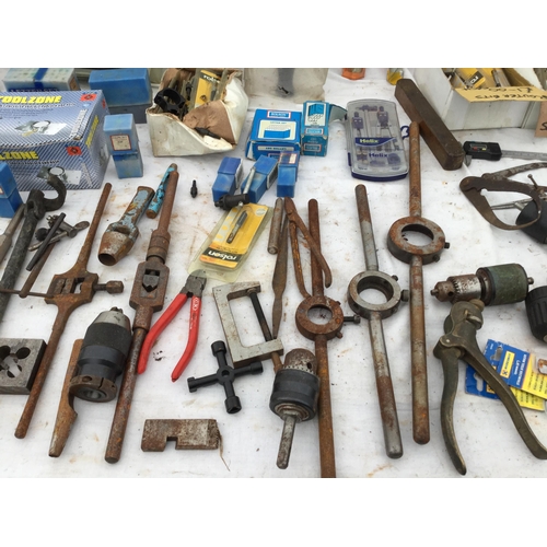 191 - 2 CRATES OF HARDWARE TO INCLUDE TOOLS, SHARPENING STONES , GAUGES ETC