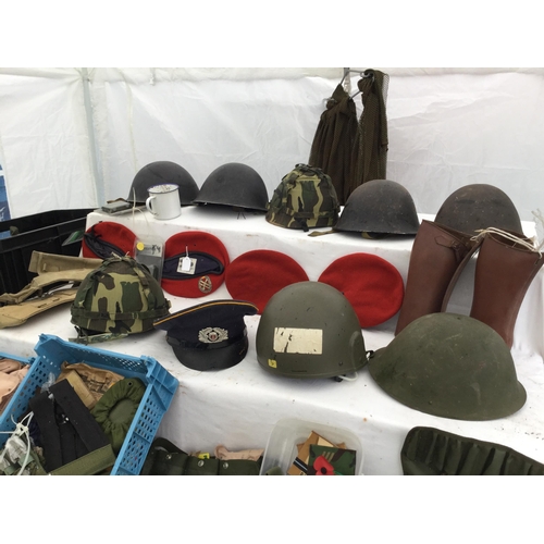 193 - 5 CRATES OF ARMY ITEMS TO INCLUDE BELTS, CANVAS BAGS, SHOVELS, HELMETS, BERETS, CLOTHING ETC