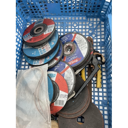 203 - 16 SMALL PLASTIC TRAYS OF TOOLS TO INCLUDE GRINDING WHEELS, CLAMPS ETC